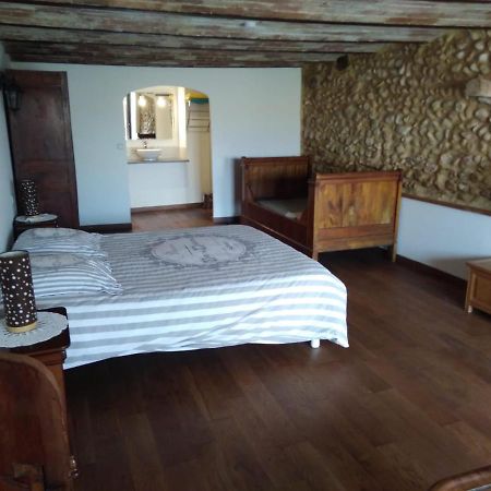 Chambre A La Ferme Au Milieu Des Lavandes Valensole Exterior photo